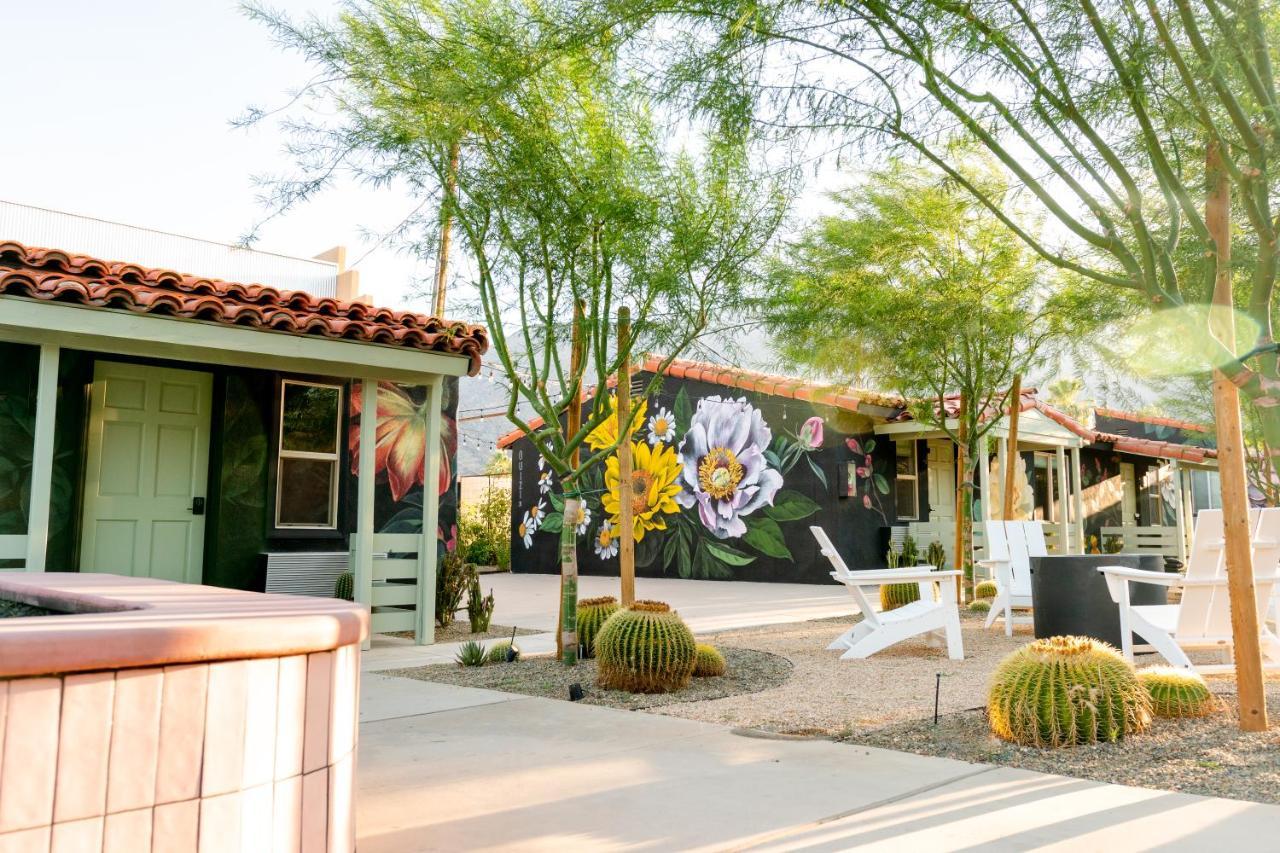 Fleur Noire Hotel Palm Springs