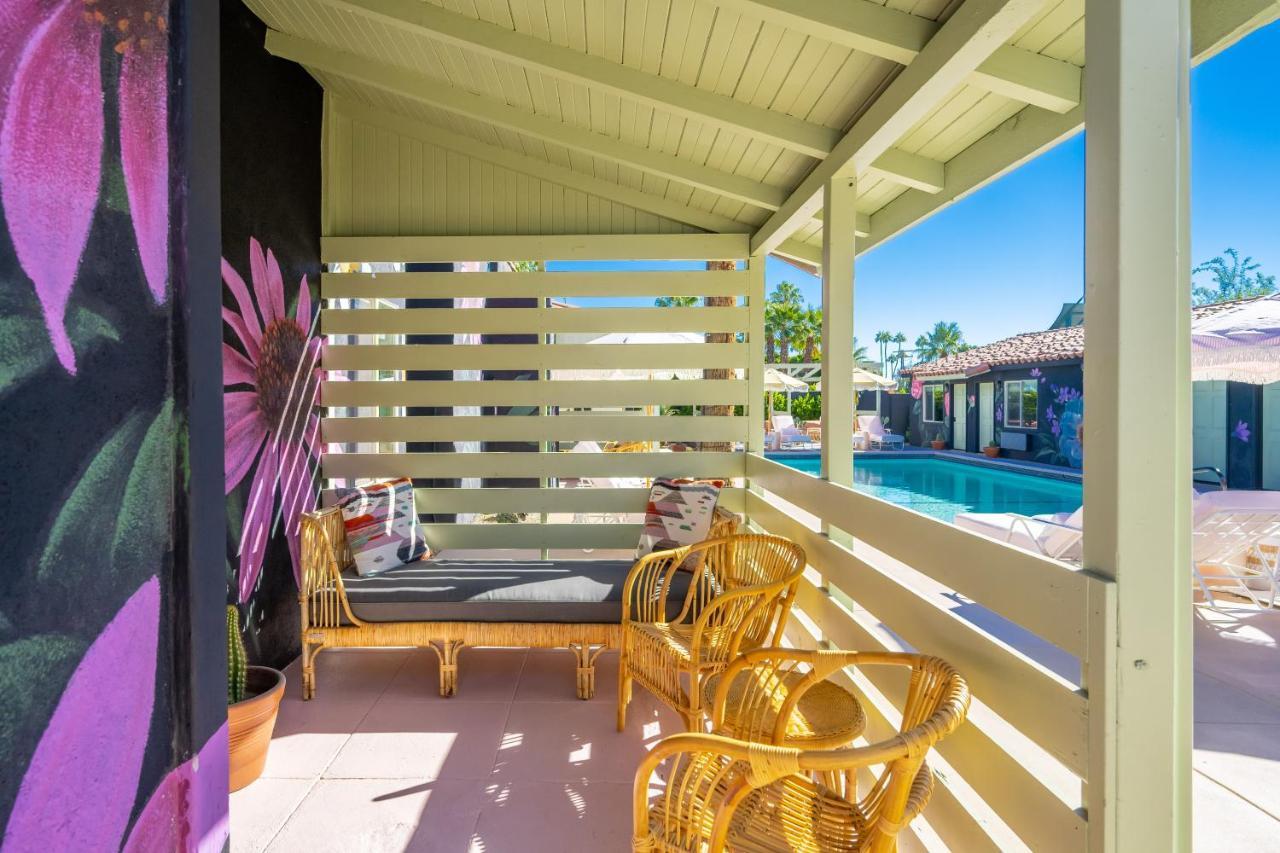 Fleur Noire 4* Palm Springs